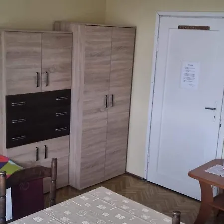 Mieszkanie Trzpokojowe Apartman