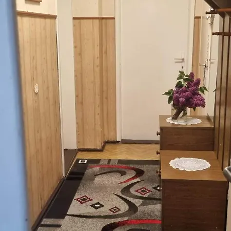 Apartmán Mieszkanie Trzpokojowe *