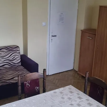 Apartmán Mieszkanie Trzpokojowe *
